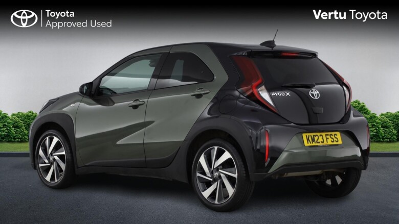 Toyota Aygo X 1.0 VVT-i Edge 5dr Petrol Hatchback